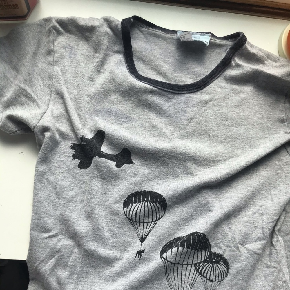 Gray printed tee